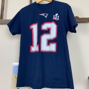 Medium Tom Brady jersey looking shirt